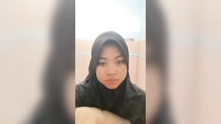 Fitriani hijab bbw cantik jilbab muslim indonesia malaysia Asian Leak (1)