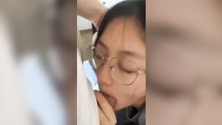 반전 매력의 어린여친 섹스잘하네~