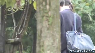 오줌갈겨잇