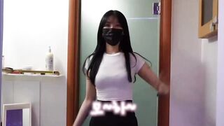 진동기 끼고 돌아다니기