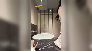 풋풋한 커플의 욕조섹스 고대커플