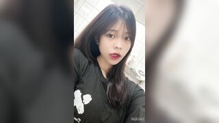 외로운 자위 학생 여동생