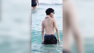 짬털 비치는 비치년