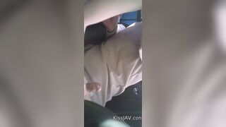 차안에서 다벗고 빨아주는 섹파