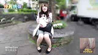FC2PPV 1559489 【バレたらヤバぃ→勝手に顔出し！】オタ友❤頼んだら断れない神乳JDに何度もオネシャス❤豊乳Gカップおっぱいプルンプルン jav