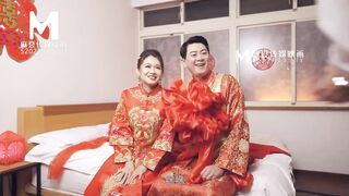 결혼식날 짖궂은 친구들과 와이프 공유 china
