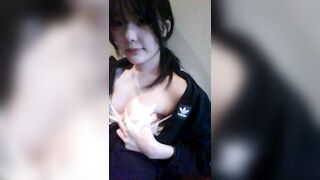 꼭지 보여주는 이쁜처자