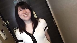 FC2PPV 4682512 【無・個撮】限定割300pt・美魔女のスレンダー人妻主婦との生々しいハメ撮り・中出し【特典で高画質】 jav