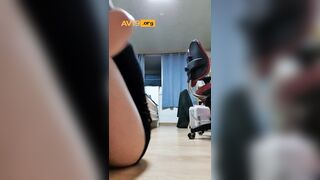 뒤에 남동생 있는데 자위하는 밍뜌
