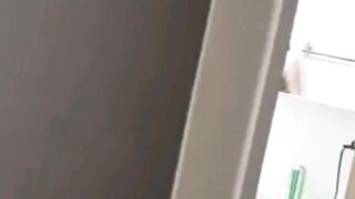 여친 샤워하는거 몰카