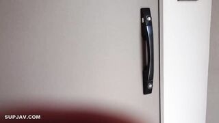 FC2PPV 4716445 ※3日間限定半額顔出し！【悪用厳禁】人生初のﾒﾝｴｽ出勤の無知なｳｸﾗｲﾅﾊｰﾌ美女を盗撮。恥じらい緊張する彼女に無.理やり本番強要 jav