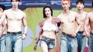 권은비 워터밤 직캠