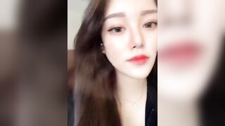 V해줘 똥구멍녀