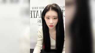 있지 ㅊㄹ 가슴골 (3)