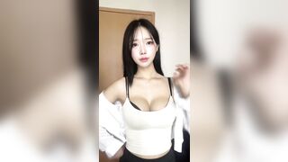 참고로 남자임