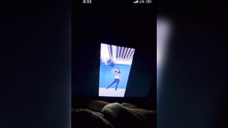 이런 몸매 여친 있으면서 왜 트와이스 춤추는거 보면서 떡치지