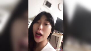 뽕으로 몰아서 유두 노출하게하기