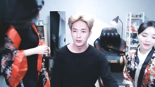 비만세(권남혁) 1대1에서 2대2 스무살 졸귀대학생게스트 2명 물빨 12부 korean porn vip korean bj (2)