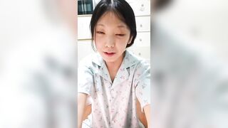 틱톡녀 인스타라방_잠옷입고 플랭크 중 꼭지노출 korean porn vip