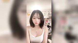 틱톡 라방 노브라 은꼴