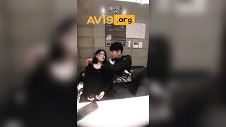 카이 단발녀 술집에서 게스트 물빨