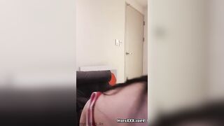 목소리 좋고 은근 매력 있는년