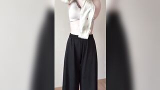 힘숨찐 흰둥이녀