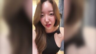 술김에 다 까버리고 밖에나가 버