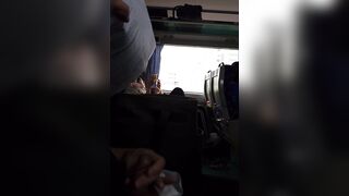 KTX 타며 딸 치는놈