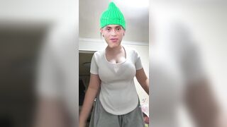 거유 틱톡커