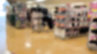 〔非コンプラ動画(84)〕アパレルスタッフ痴カン（ロングヘア、タイトニットワンピ） jav jvip ipcam