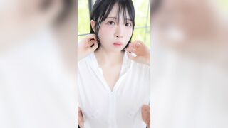 젖마사지 당하는 모모리나