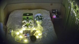 酒店精品✅女孩为男友庆生布置浪漫现场穿情趣丝袜啪✅（17小时05分钟）完整版14V china ipcam (7)