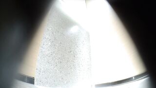 【厕拍】全景前拍 极品无毛小姐姐插卫生棉[某房原版] ipcam 2