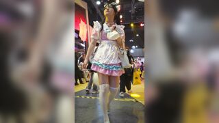 【xxn-246】双马尾猫耳萝莉女仆..大长腿白丝过膝袜前后CD [某房原版] ipcam