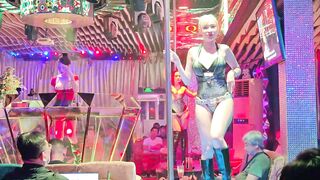 【越南夜店30】现场性感热舞 后摇 跪摇 蹲摇 趴摇[某房原版] ipcam 2 (5)