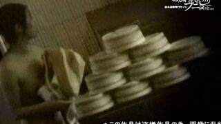 0Inside Japanese Locker Room – Tidied Up 05021140 ipcam 11