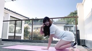 瑜伽博主【周奕亲】露点裸体瑜伽 高难度展示无毛肥逼20V[某房原版] ipcam 1 (3)