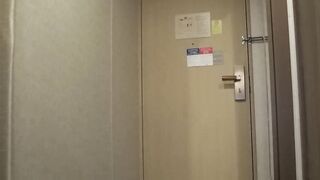 FC2PPV 869080 【個人撮影】騎乗位しながらの乳首舐めがエロい、スレンダーな女子大生のえりかちゃんに中出し！【妄想動画】 jav