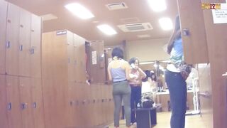 続編　開脚したままでカメラ前にせまって来る絶景【神降臨 Vol.083】, 夏海に行く可愛い子達の全身に迫る着替え風景【幻 プール編 No.056】 ipcam 1 (1)