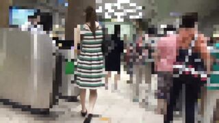 【痴かん動画】ノースリープワンピの高身長セクシーお姉さん＊パンツ切り裂いて超キツマンに強引2本挿し指マン【高画質】 ipcam