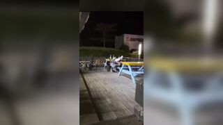 술처먹고 야외에서 따먹히는년