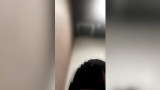楽しくバイブオナニーしてくれるメイドコスプレライブZIP約60分 jav jvip (1)