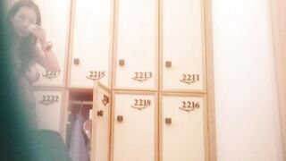 重量級にして希少：国内入浴スナップ写真 第29弾：スリムで巨乳な二人と垂れ下がった鈴のような胸 ipcam (2)