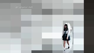 ほぼノーパンアナル丸見え前張りJKをエレベーター盗撮！ ipcam