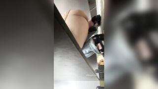 【極上トイレ撮影】極上ダンス学生とオフィスビル痴女若妻編 第一弾 7名 ipcam