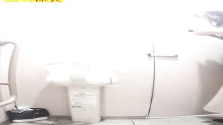 無】2カメ撮り 下ｶﾒドアップ！！美人OLさんのオマ○コを接写 ipcam