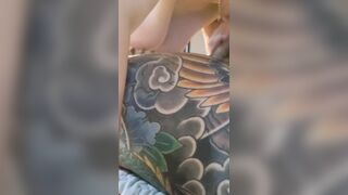 문신남과 아줌마 korean porn vip (1)