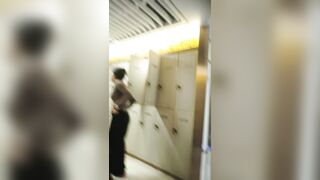 【全網独占原画】ウォーターパーク美女たちが着替えてお風呂に入る㊙️透かしなし原画シリーズ【シーズン1】10V ipcam 2