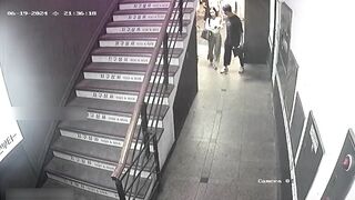 【破解摄像头】派对室情侣性爱，女主很漂亮[某房原版] ipcam